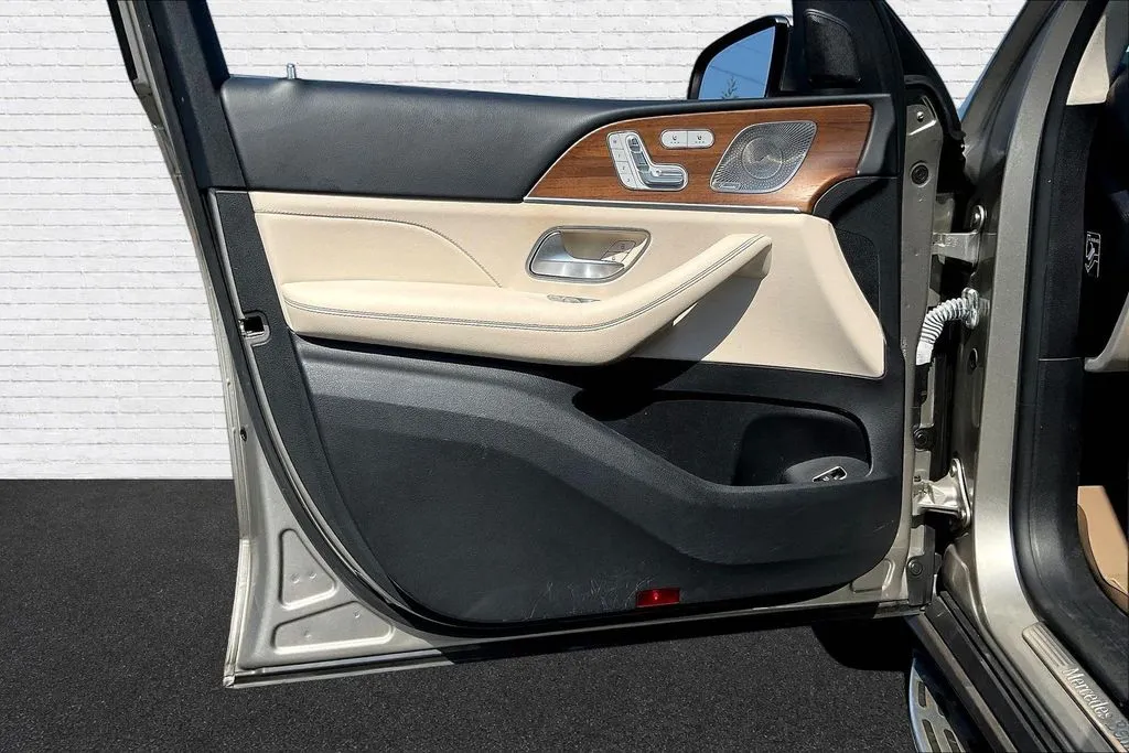 Mercedes-Benz GLE photo 18