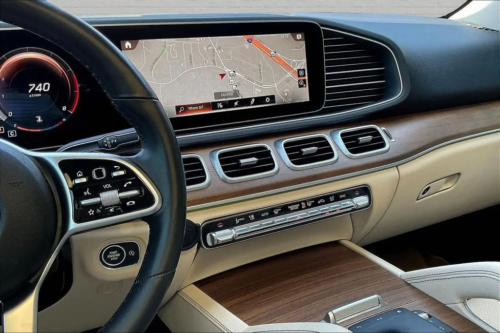 Mercedes-Benz GLE photo 9