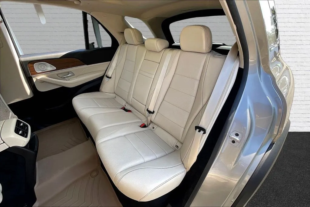 Mercedes-Benz GLE photo 20