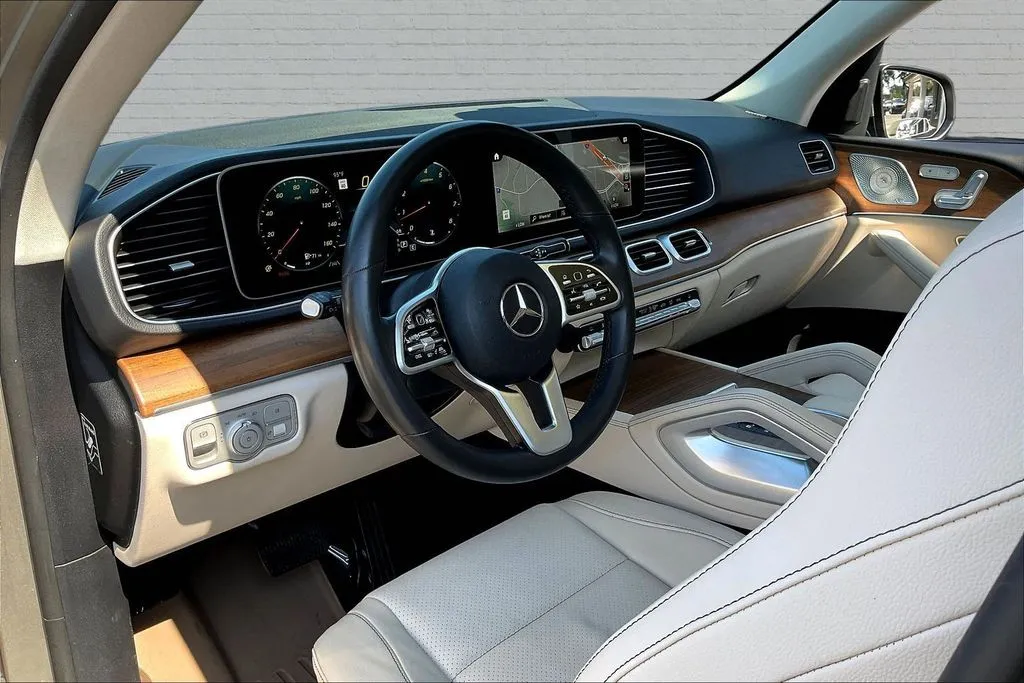 Mercedes-Benz GLE photo 15