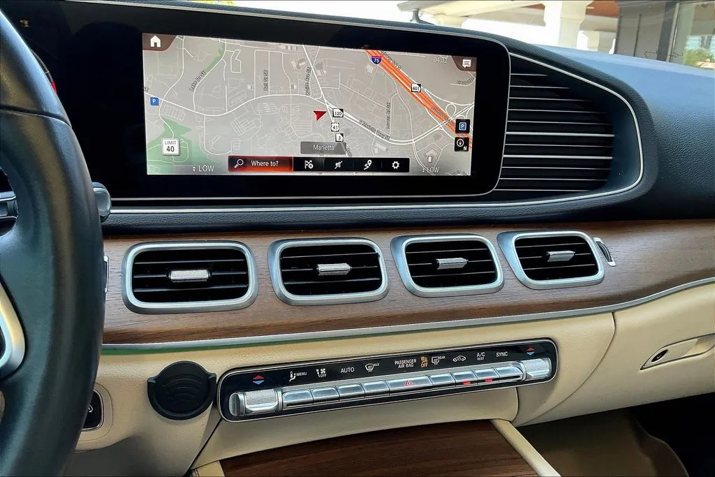Mercedes-Benz GLE photo 14