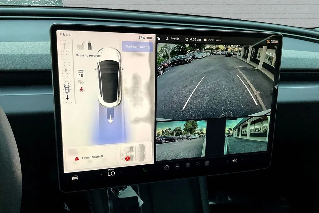 Tesla Model 3 photo 14