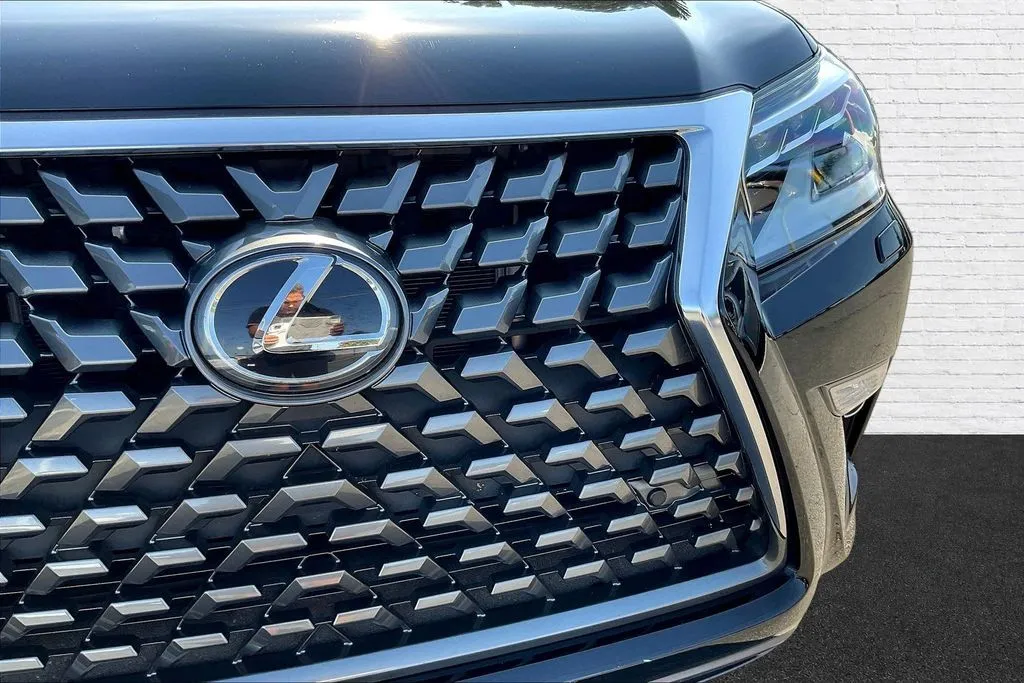 Lexus GX photo 31