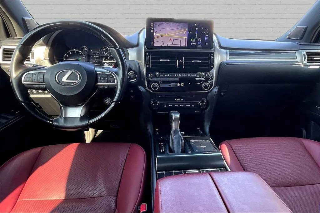 Lexus GX photo 7