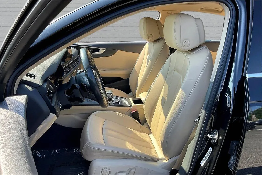 Audi A4 photo 19