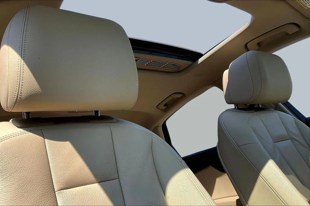 Audi A4 photo 25