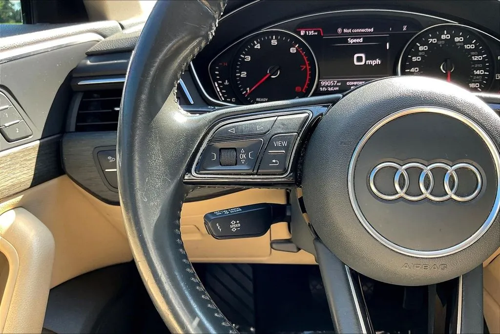 Audi A4 photo 10