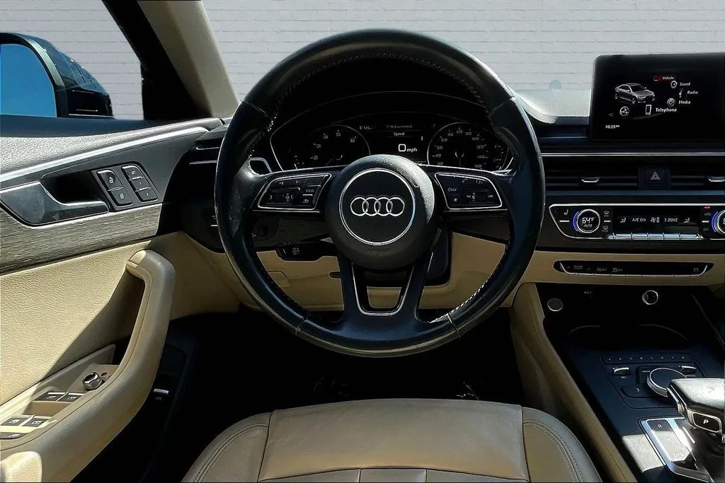Audi A4 photo 7