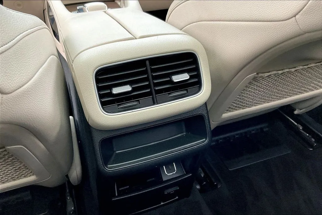 Mercedes-Benz GLE photo 10