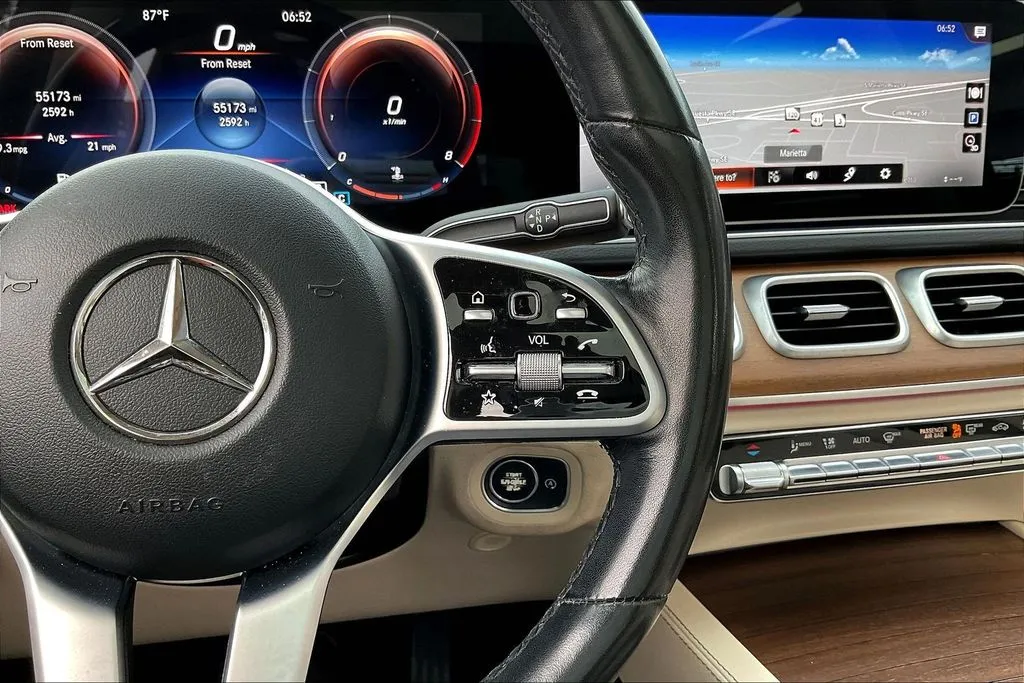Mercedes-Benz GLE photo 12