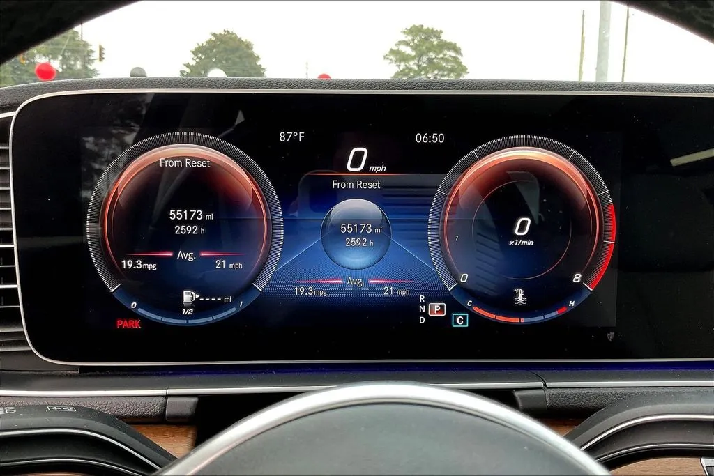 Mercedes-Benz GLE photo 13
