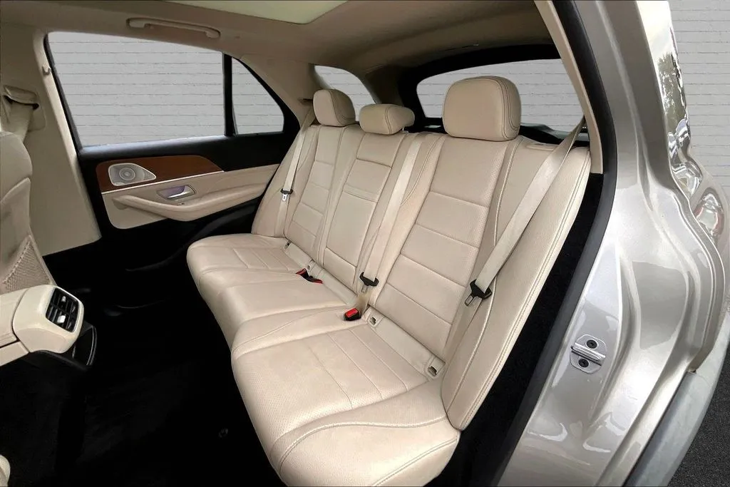 Mercedes-Benz GLE photo 21