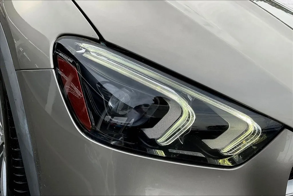 Mercedes-Benz GLE photo 29