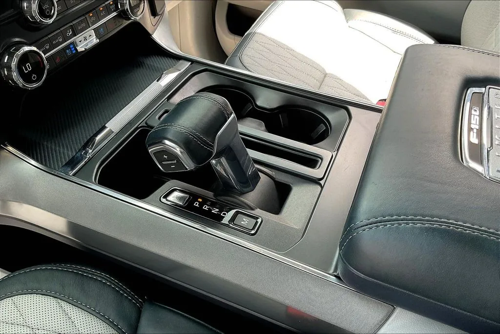 Ford F-150 photo 18
