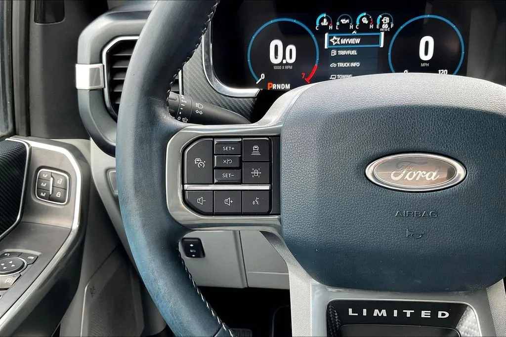 Ford F-150 photo 11