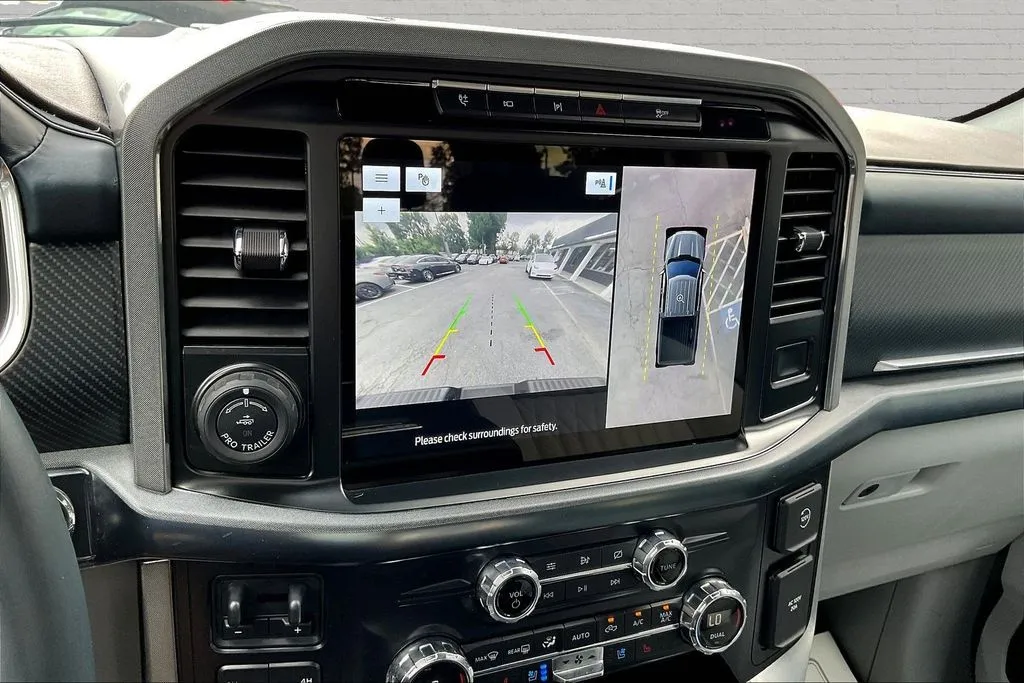 Ford F-150 photo 14