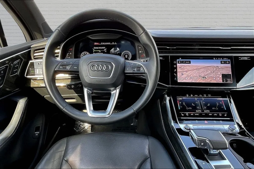 Audi Q7 photo 8