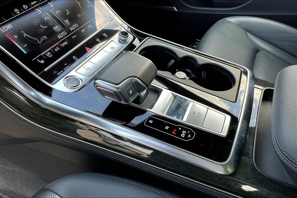 Audi Q7 photo 17