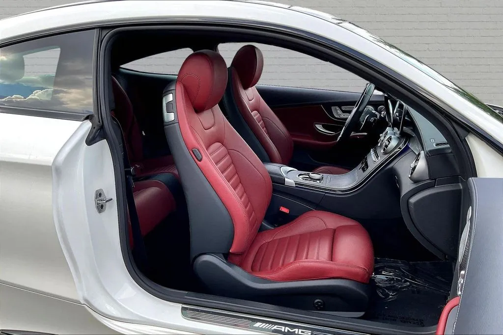 Mercedes-Benz C-Class photo 28