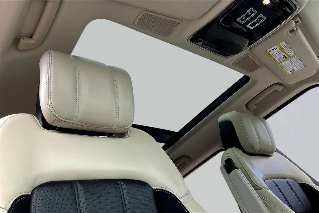 Land Rover Range Rover Sport photo 26