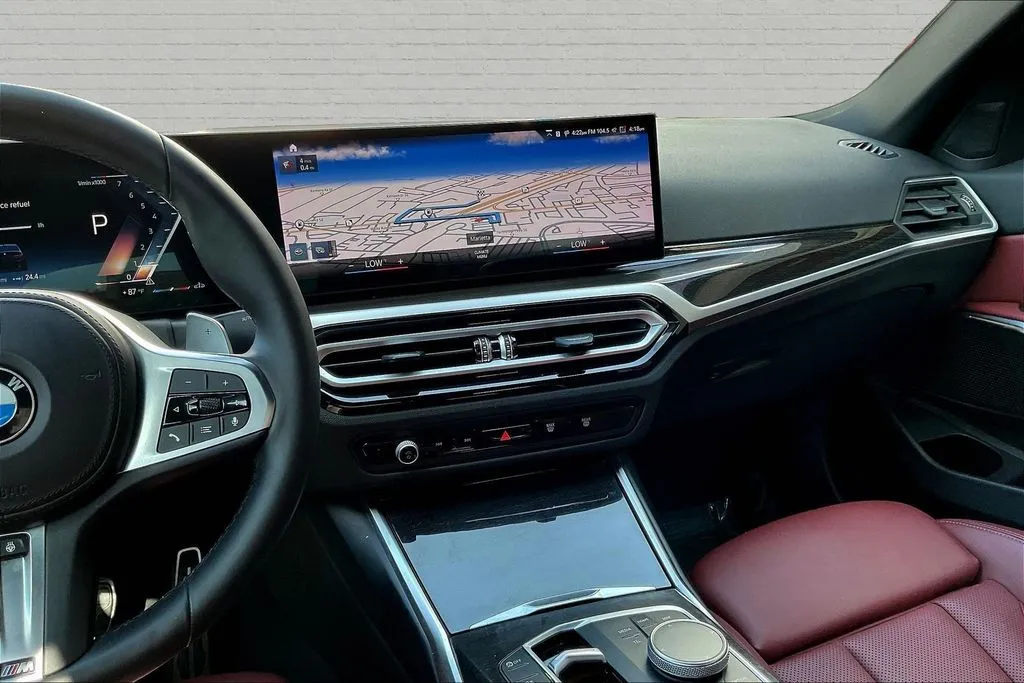 BMW 3 Series photo 9