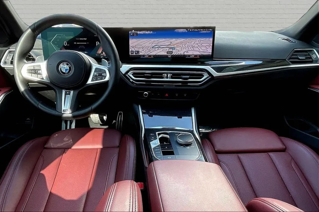 BMW 3 Series photo 7