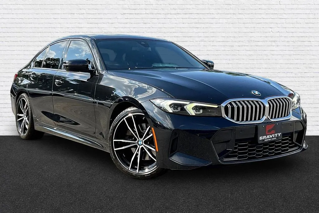 BMW 3 Series photo 3