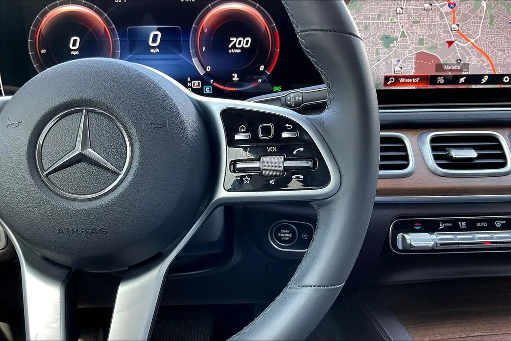 Mercedes-Benz GLE photo 11