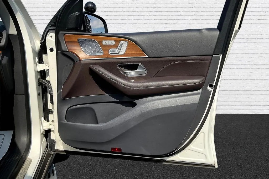 Mercedes-Benz GLE photo 25