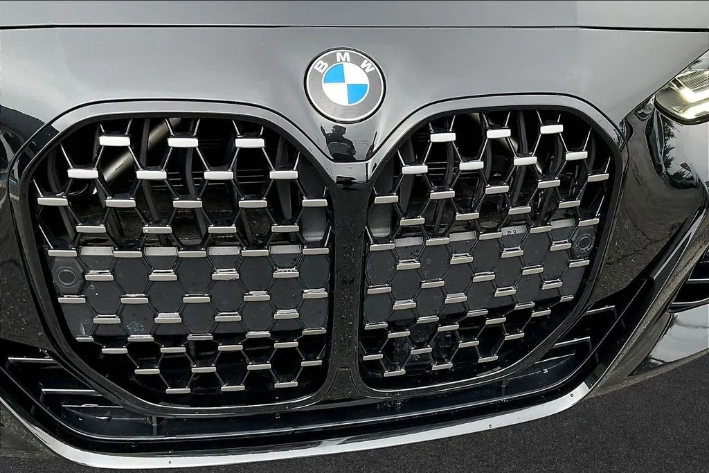 BMW 4 Series photo 29