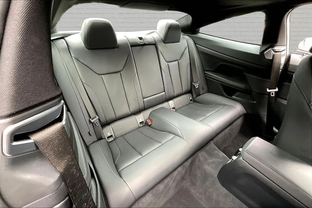 BMW 4 Series photo 23