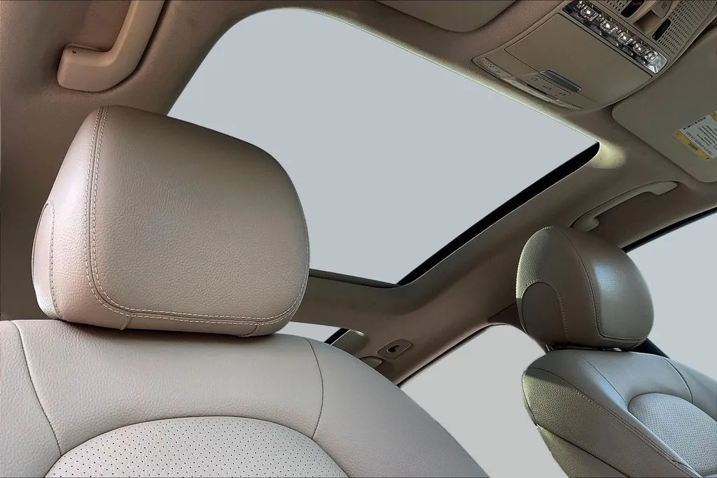 Mercedes-Benz GLC photo 21