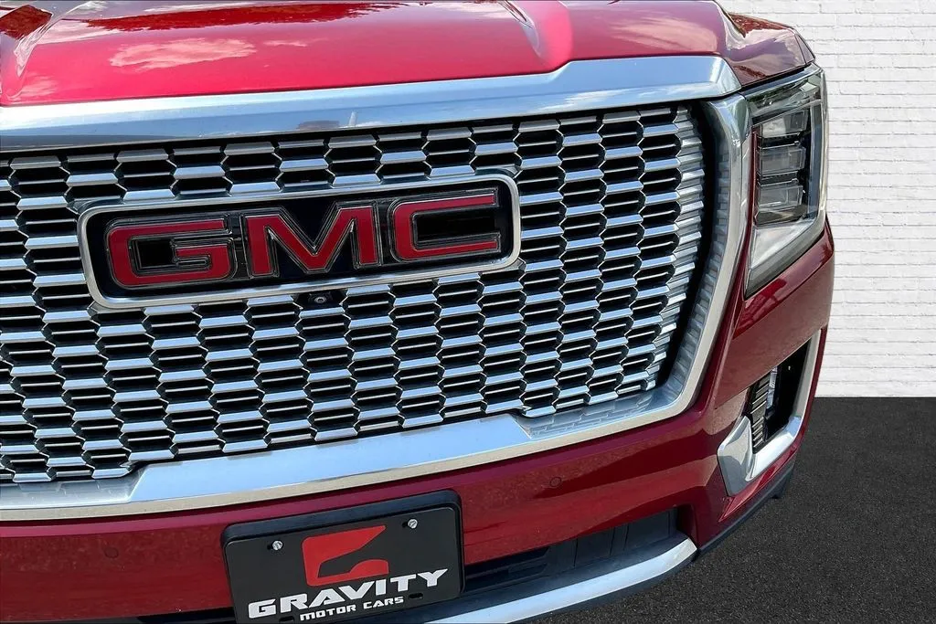 GMC Yukon XL photo 28