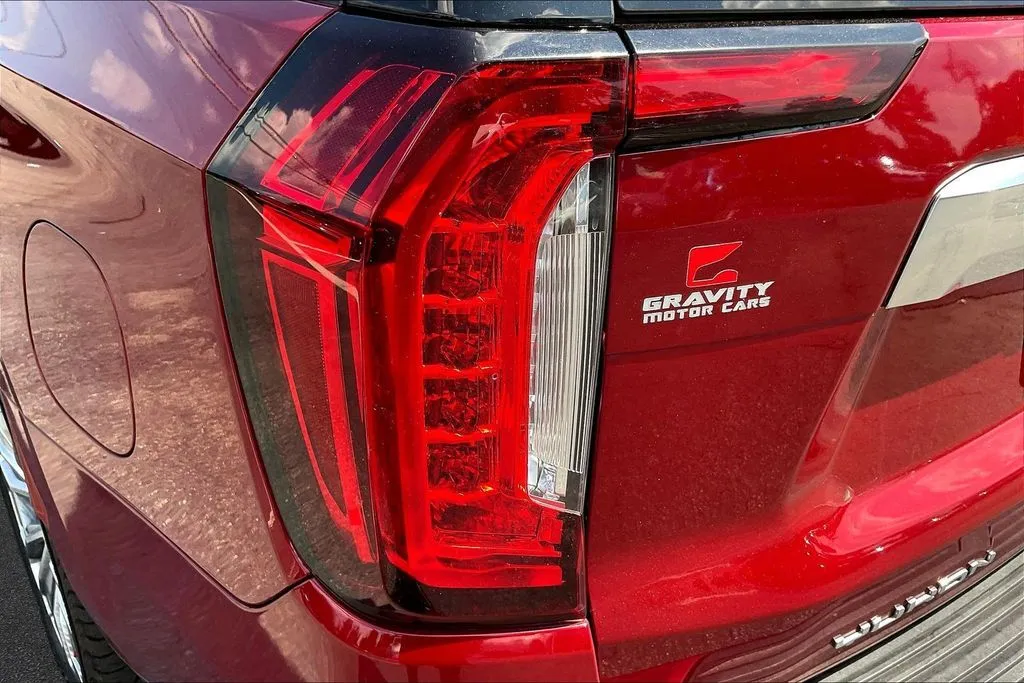 GMC Yukon XL photo 20
