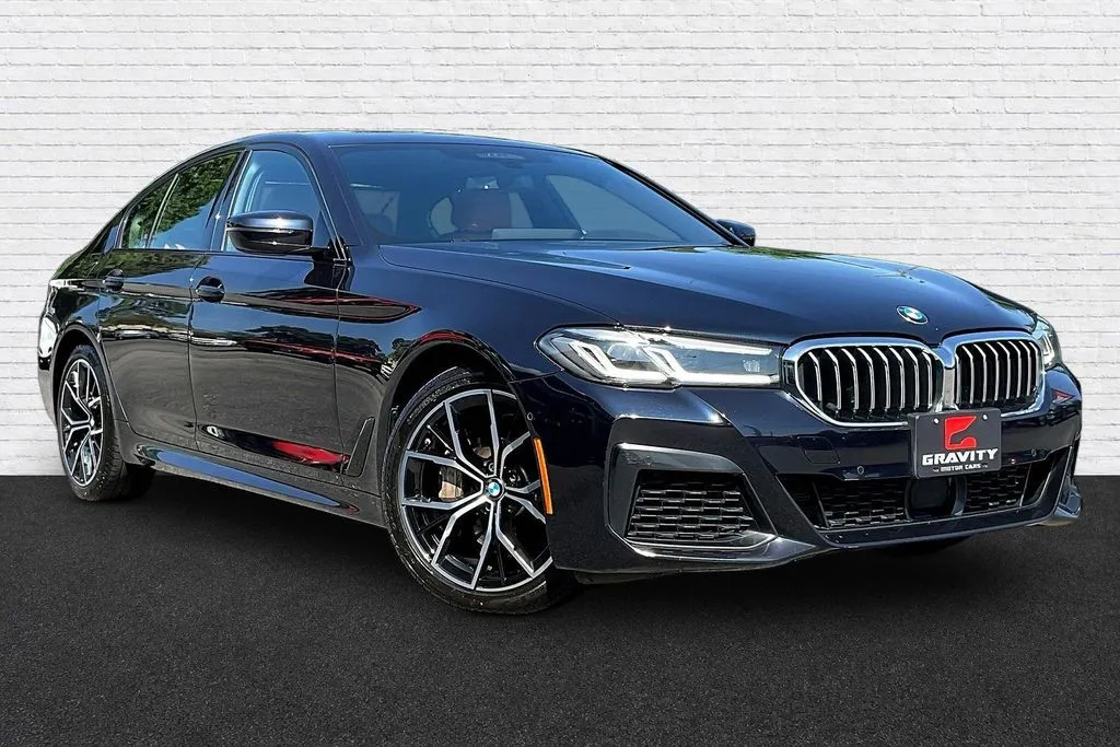BMW 5 Series photo 3