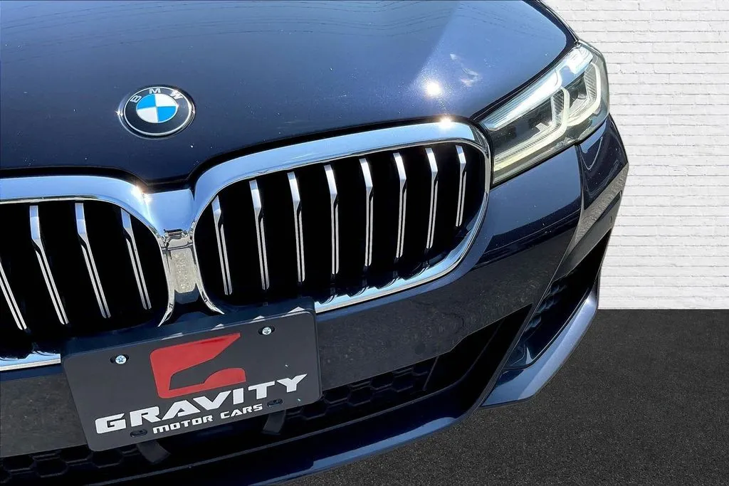 BMW 5 Series photo 31