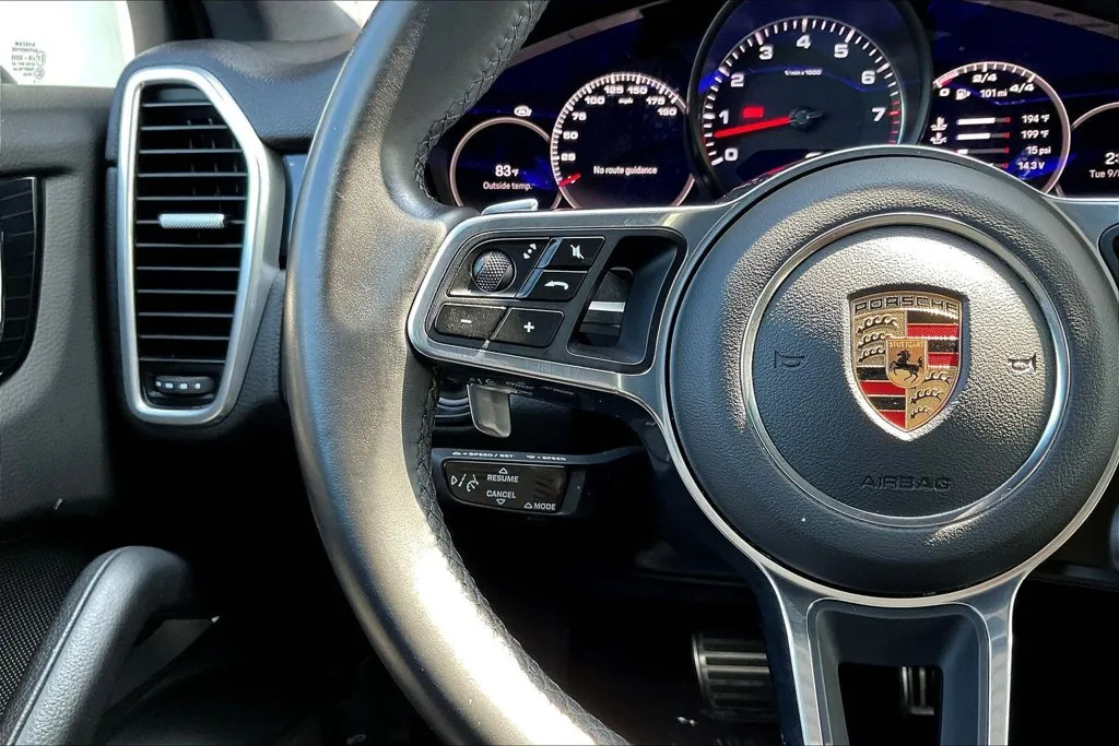 Porsche Cayenne photo 10