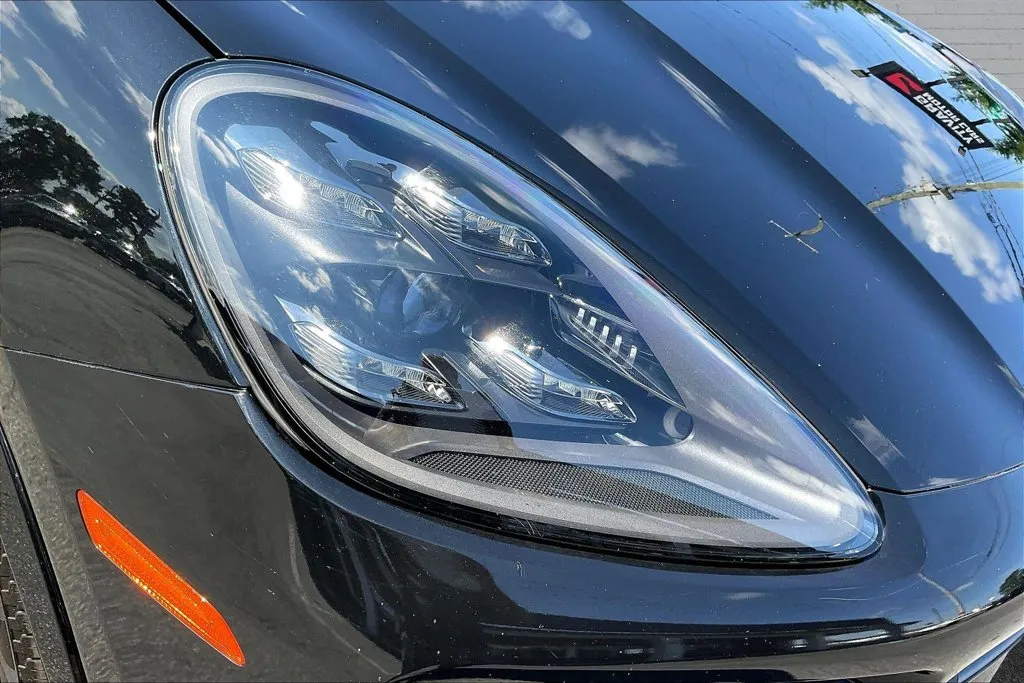 Porsche Cayenne photo 27