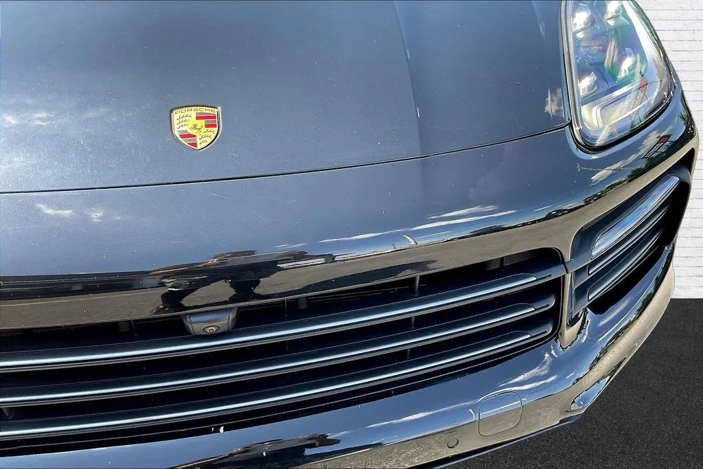 Porsche Cayenne Coupe photo 28