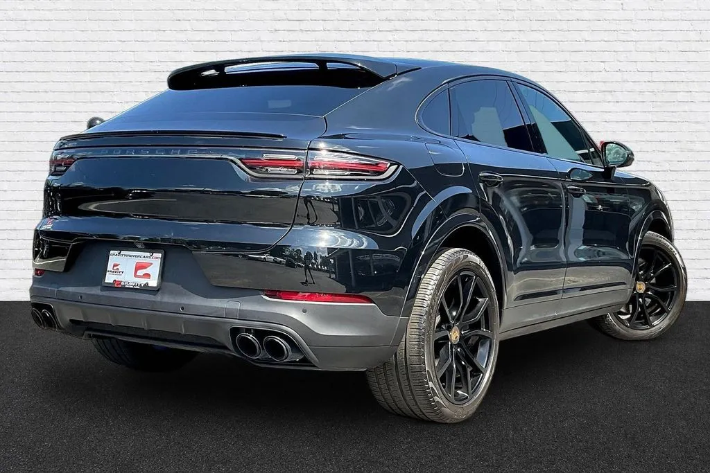 Porsche Cayenne Coupe photo 6