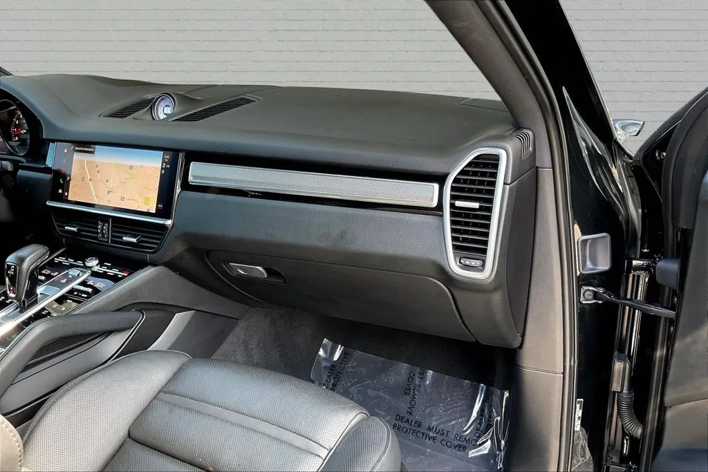 Porsche Cayenne photo 23