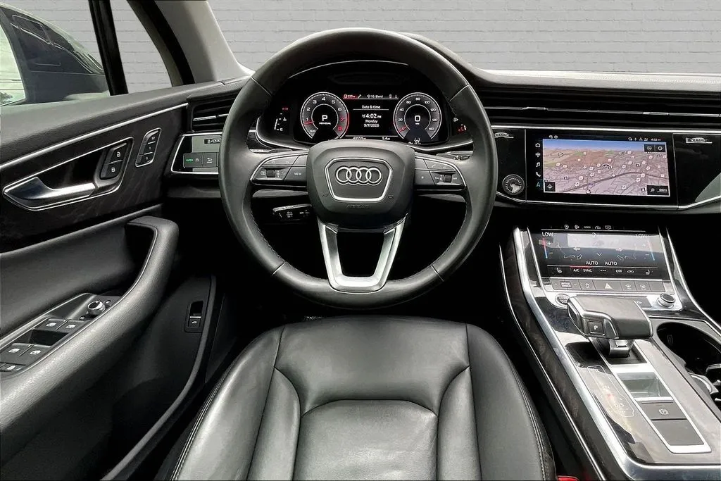 Audi Q7 photo 8