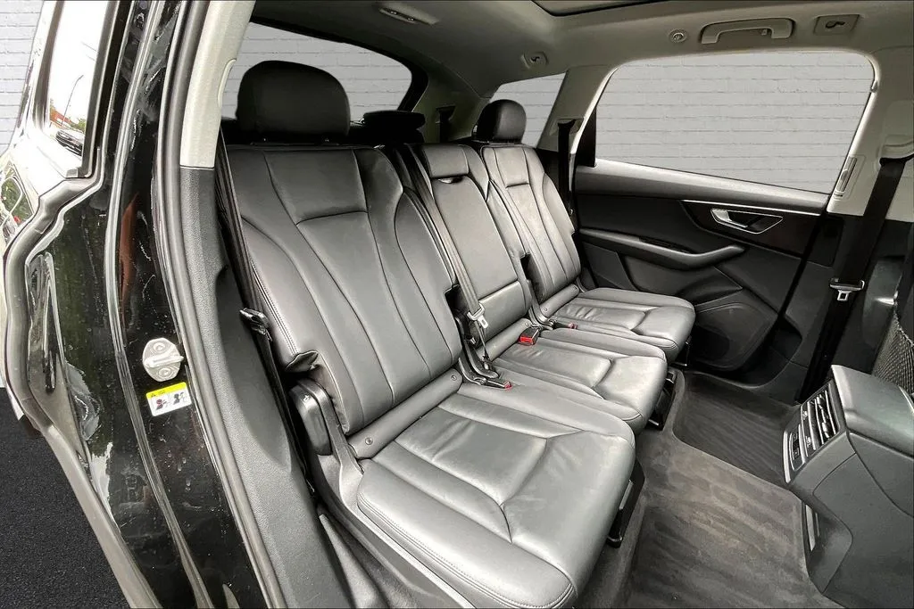 Audi Q7 photo 23