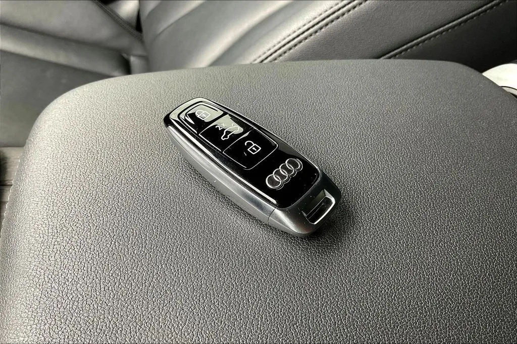 Audi Q7 photo 31