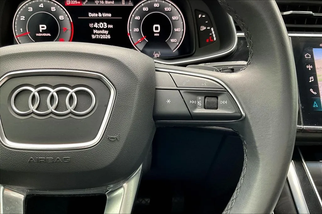 Audi Q7 photo 12