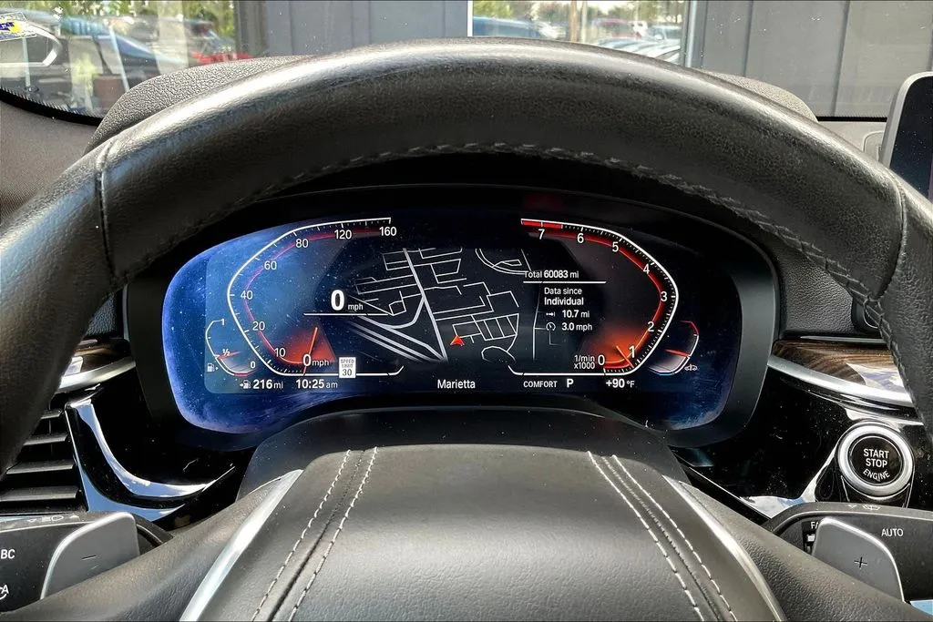 BMW 5 Series photo 13
