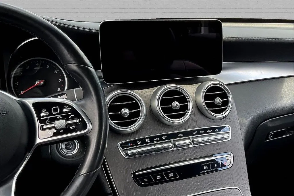 Mercedes-Benz GLC photo 6