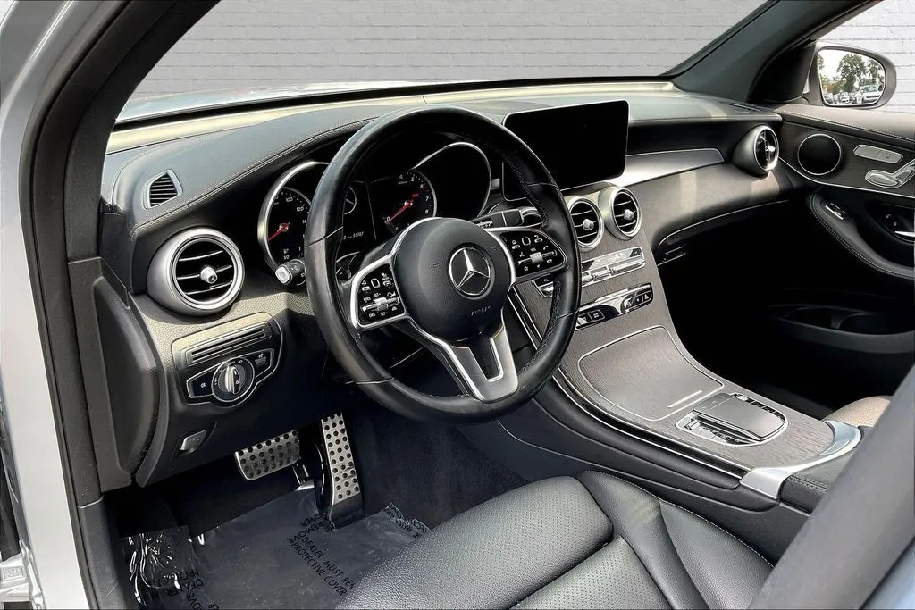 Mercedes-Benz GLC photo 12