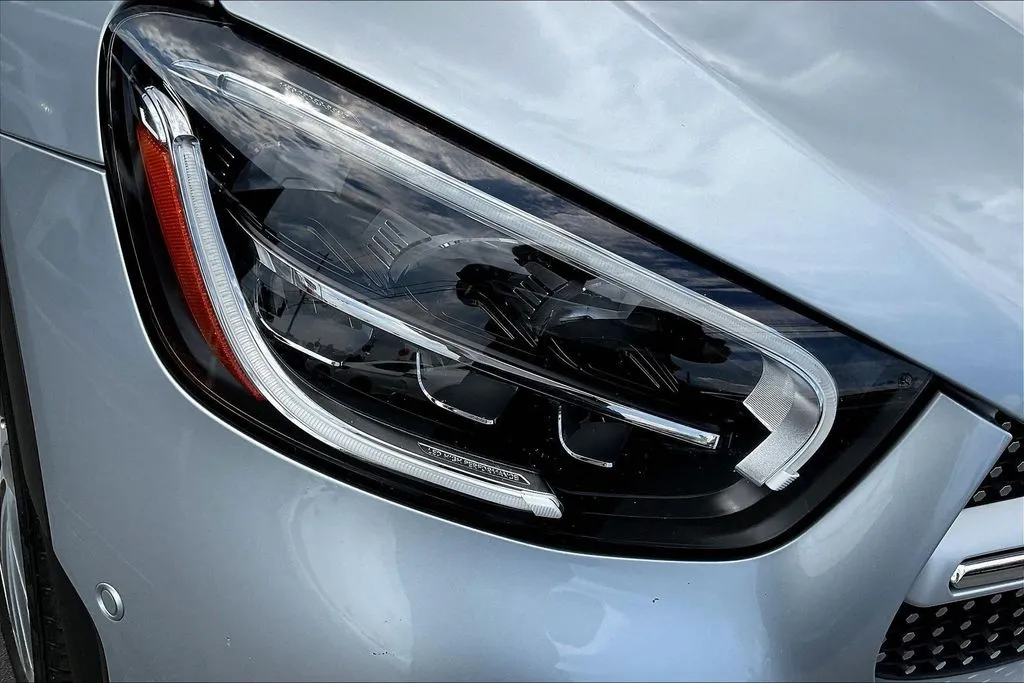 Mercedes-Benz GLC photo 25
