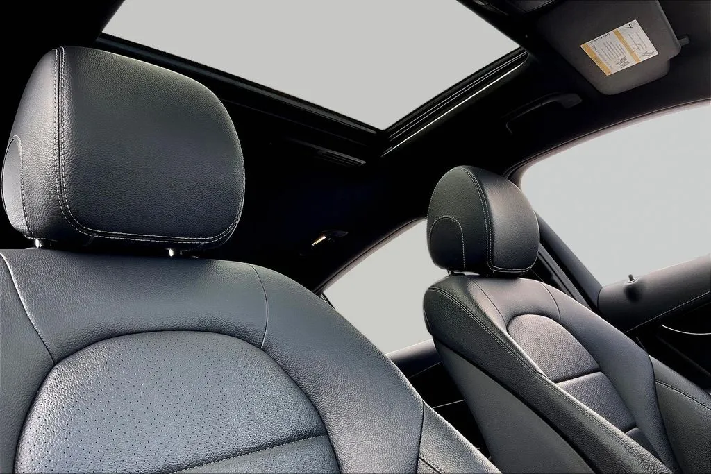 Mercedes-Benz GLC photo 22